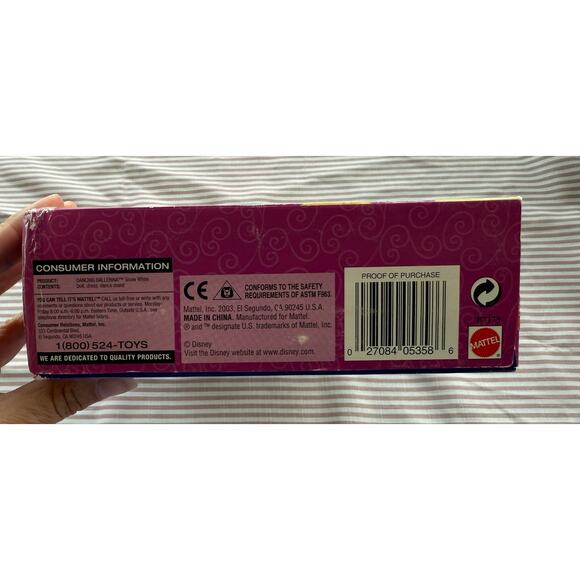 Disney Princess Snow White Dancing Ballerina Doll with Ballet Accessories - Picture 4 of 8